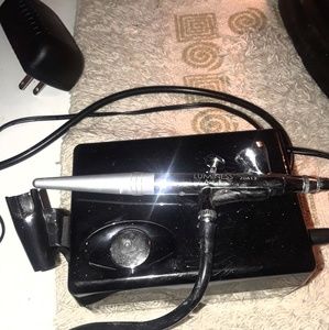 Luminess Make up System